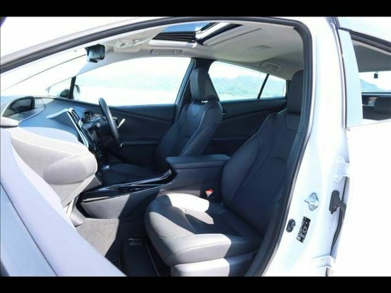 PRIUS-18