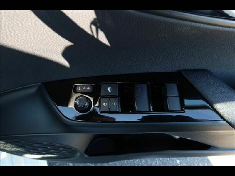 PRIUS-23
