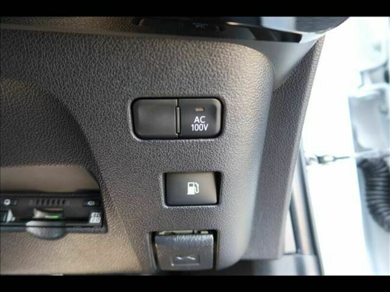 PRIUS-26