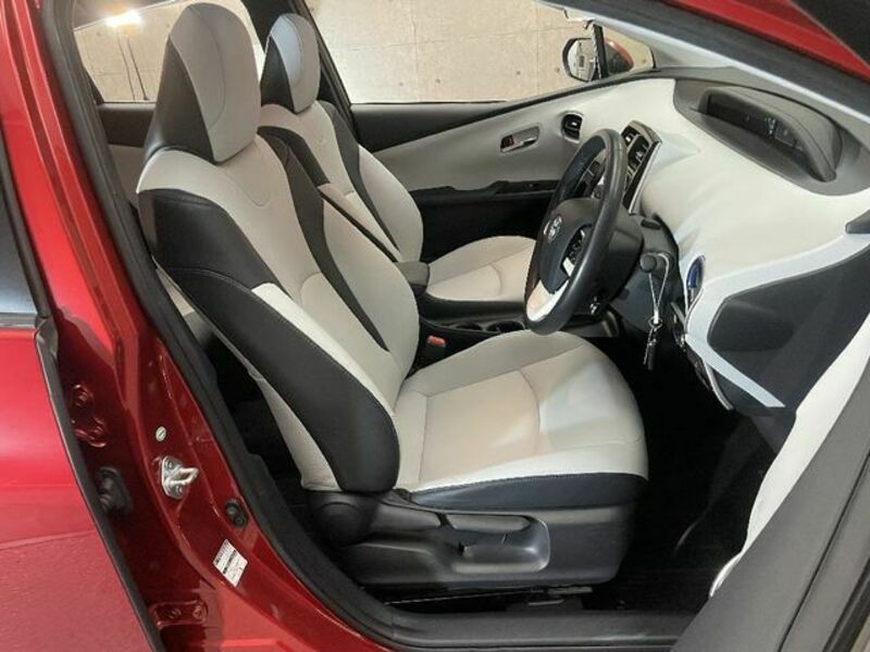PRIUS-9