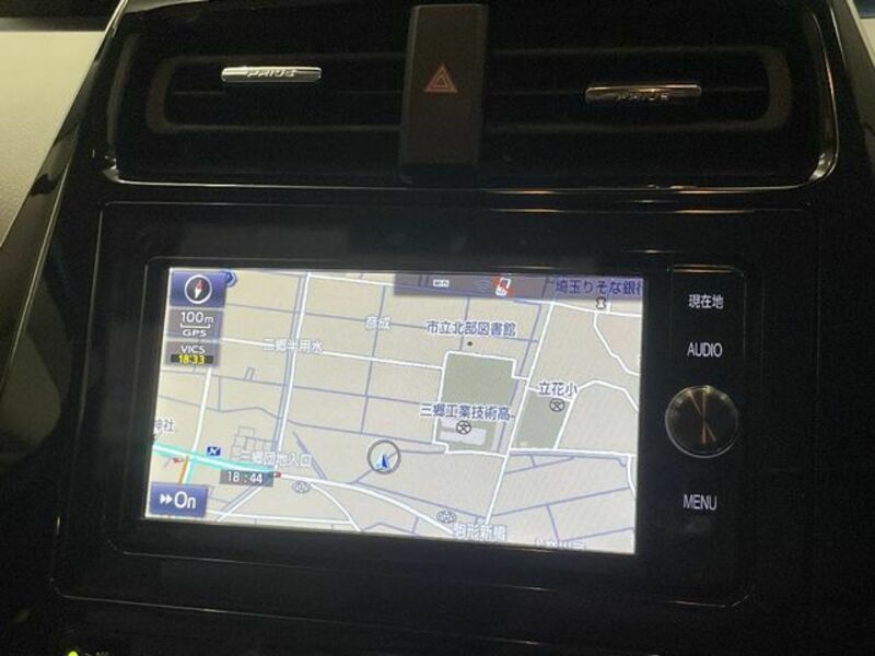 PRIUS-11