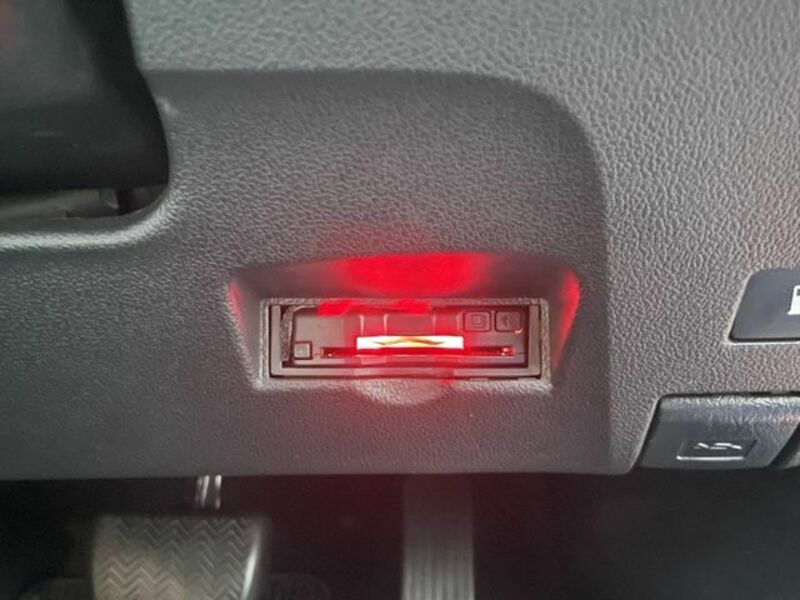 PRIUS-14