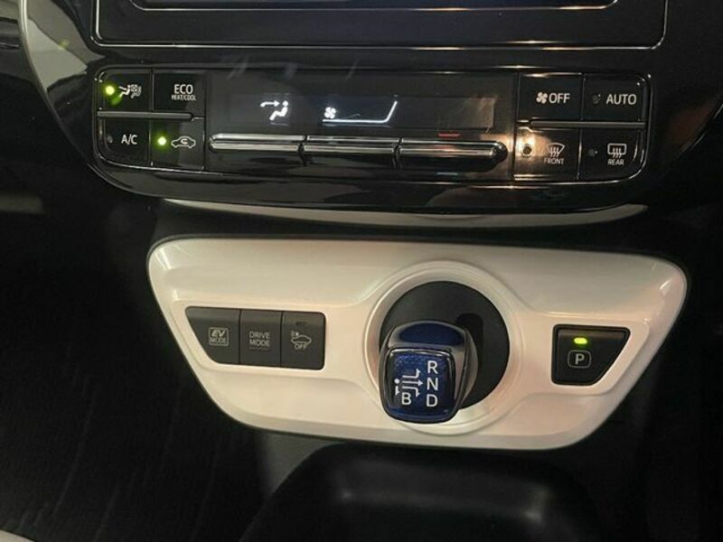 PRIUS-15