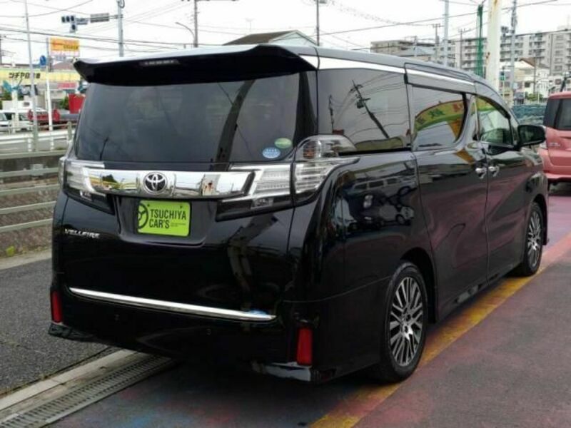VELLFIRE-1