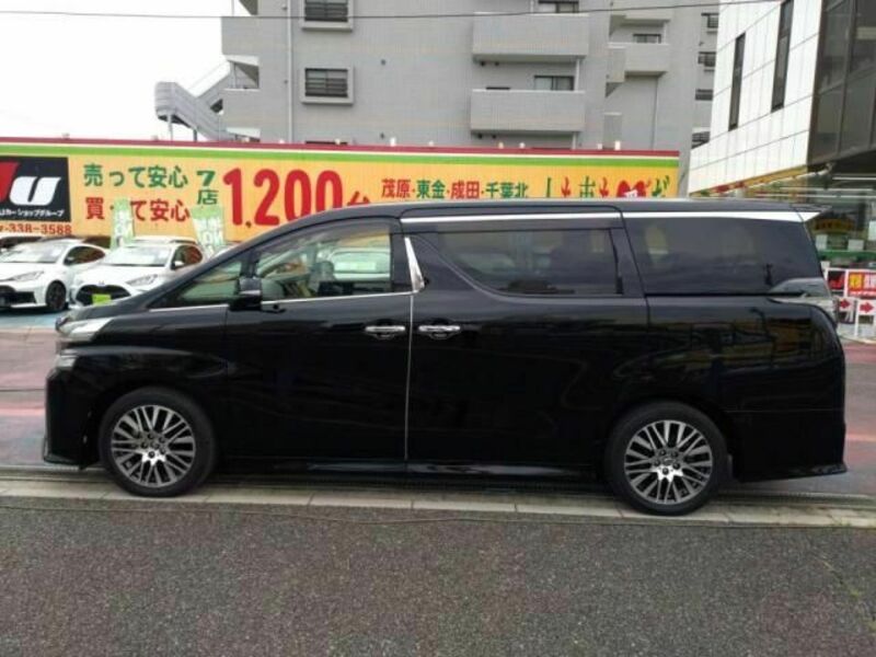 VELLFIRE-9