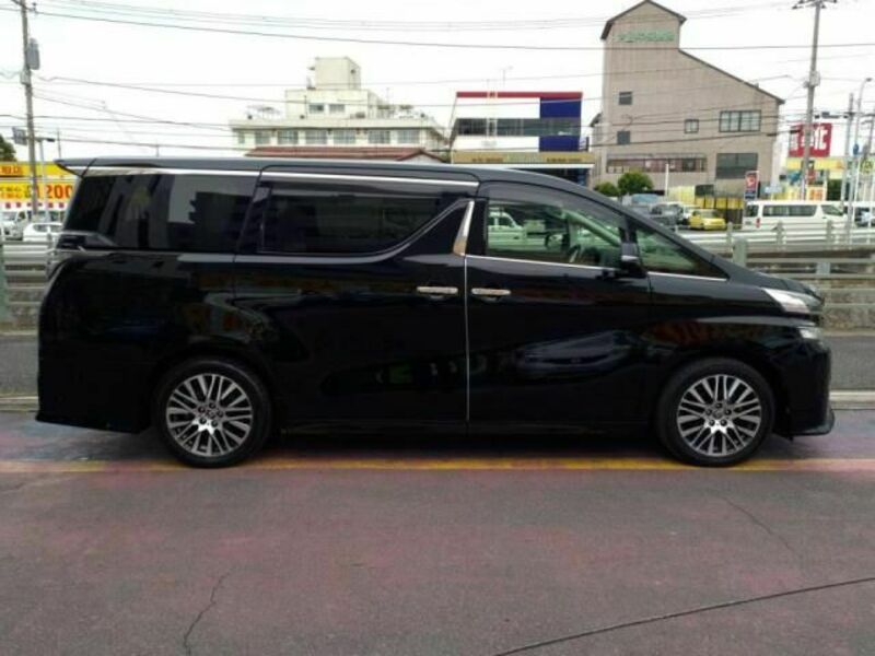 VELLFIRE-10