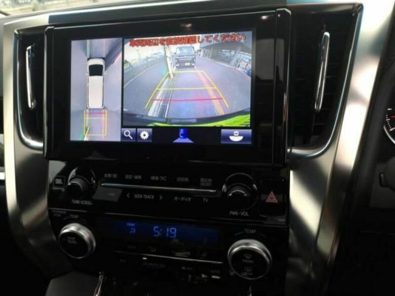 VELLFIRE-14