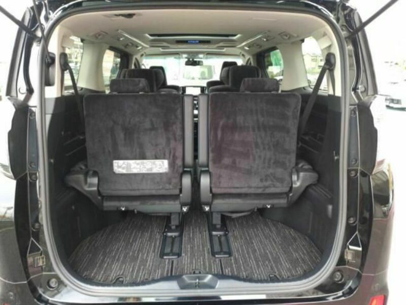 VELLFIRE-27