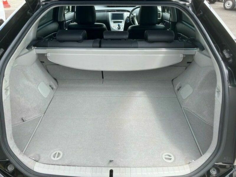 PRIUS-15