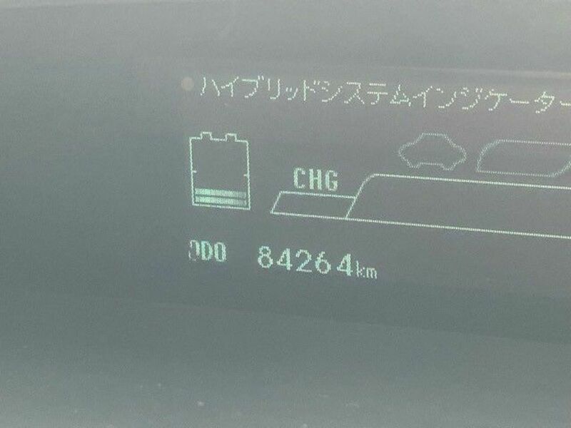 PRIUS-16