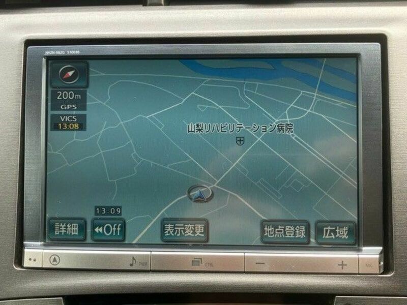 PRIUS-17