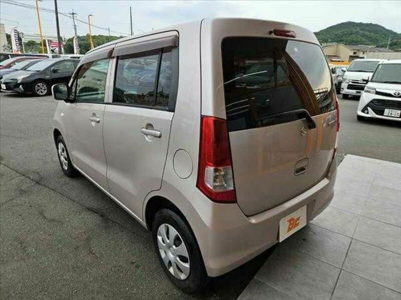 WAGON R