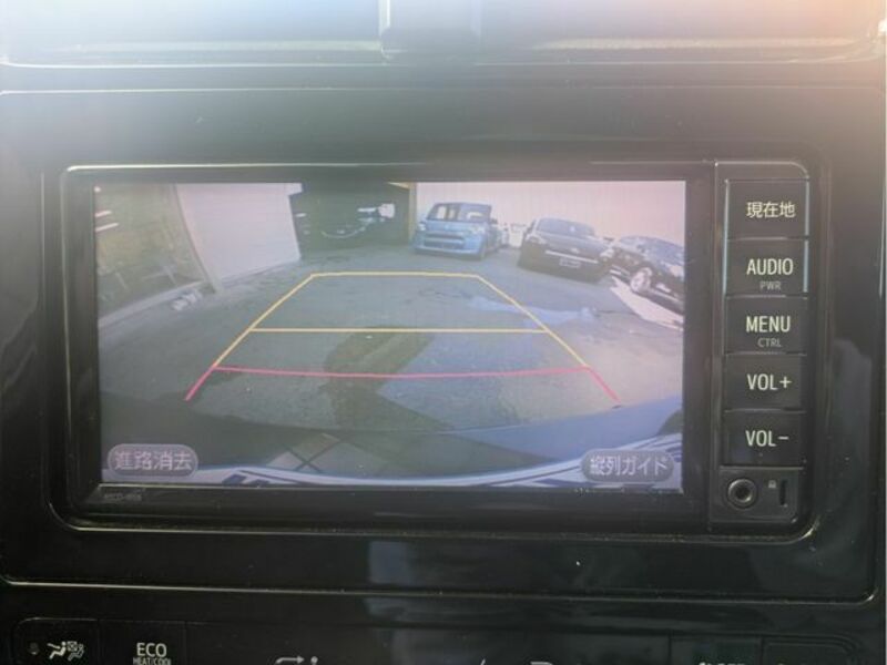 PRIUS-13