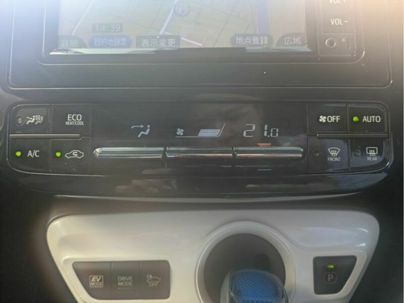 PRIUS-14