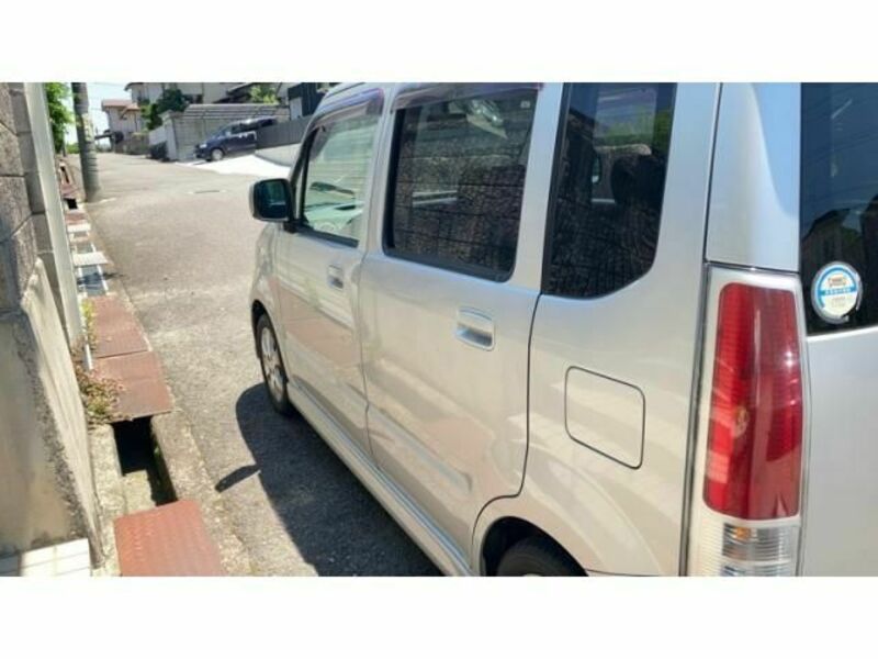 WAGON R
