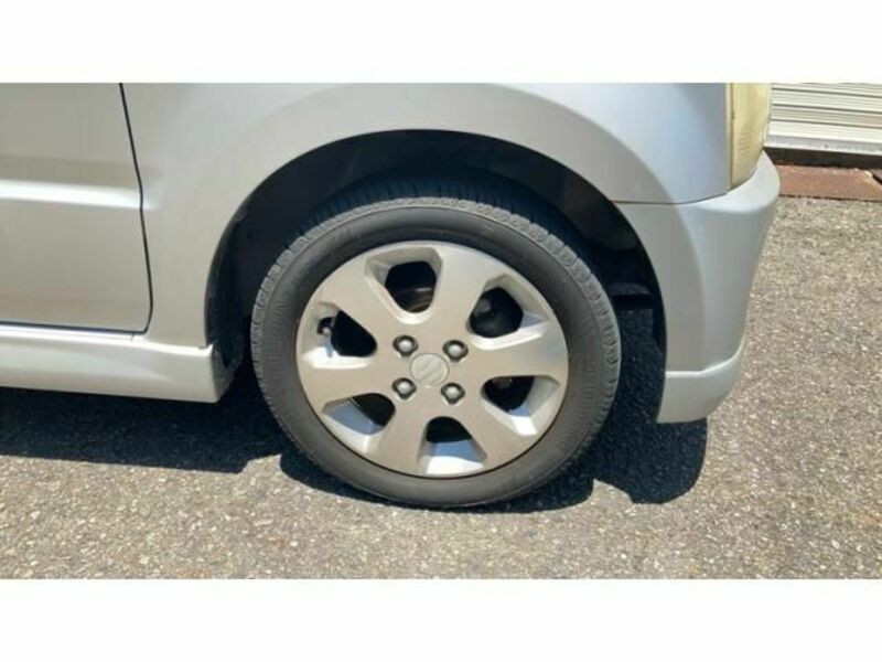 WAGON R