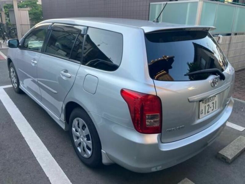 COROLLA FIELDER