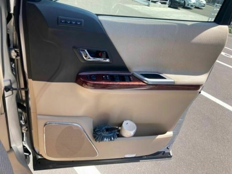 ALPHARD-14