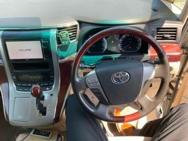 ALPHARD-17