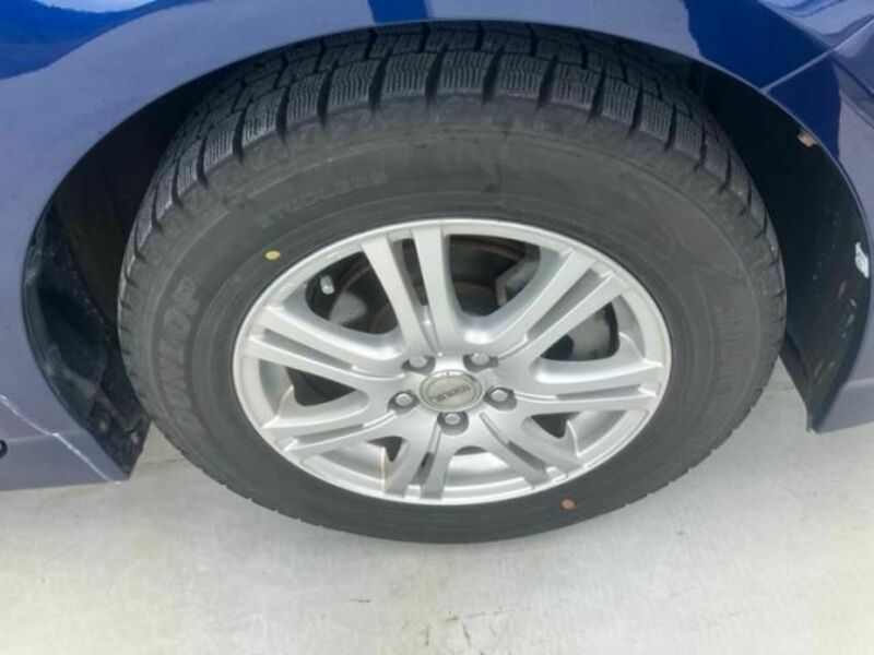 PRIUS-8