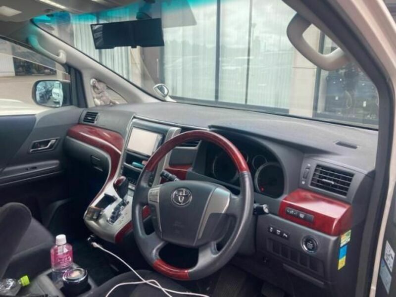VELLFIRE-10