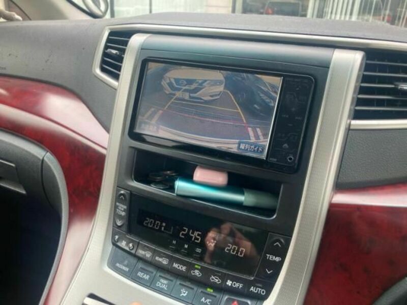 VELLFIRE-18