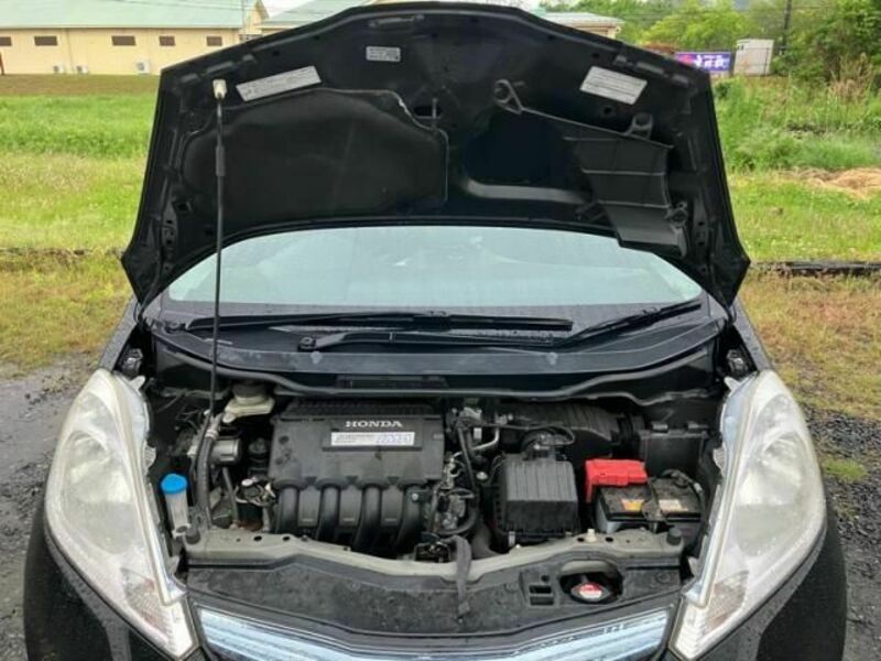 FIT HYBRID