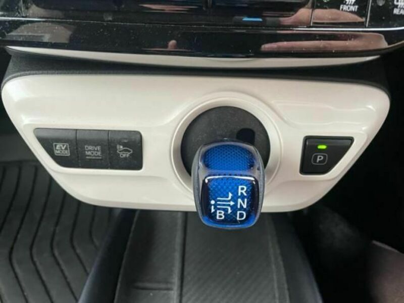 PRIUS-15