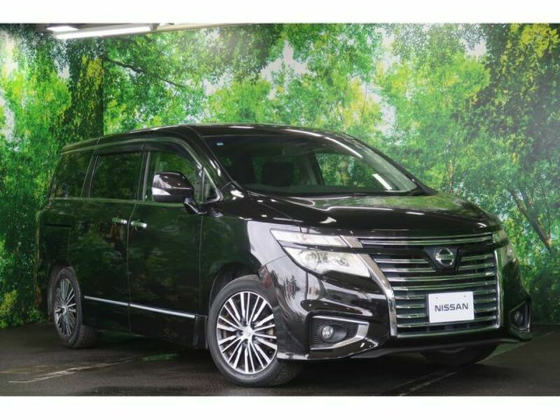 NISSAN ELGRAND