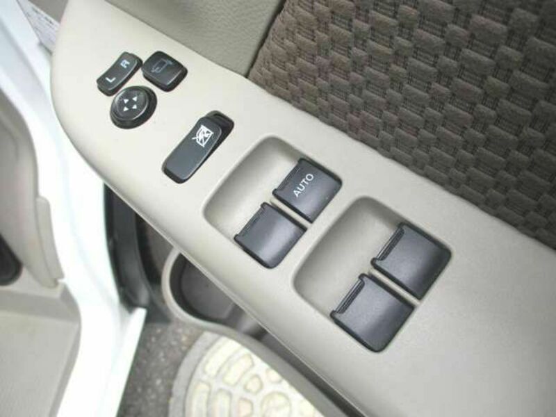 MINICAB VAN