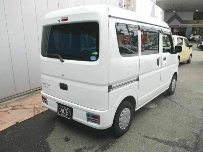 MINICAB VAN