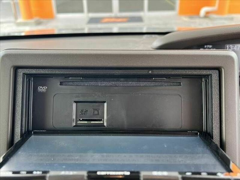 N BOX-21