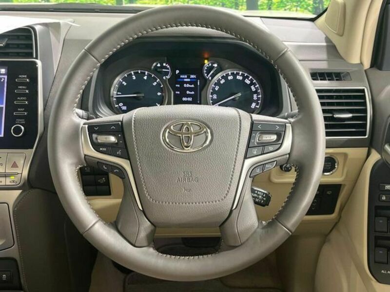 LAND CRUISER PRADO-11