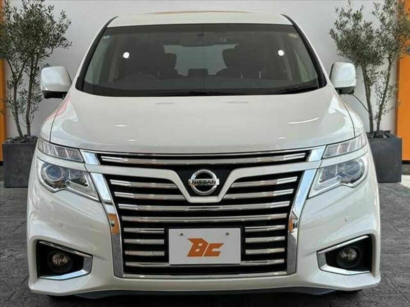 ELGRAND-8