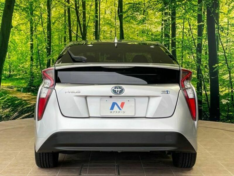 PRIUS-14