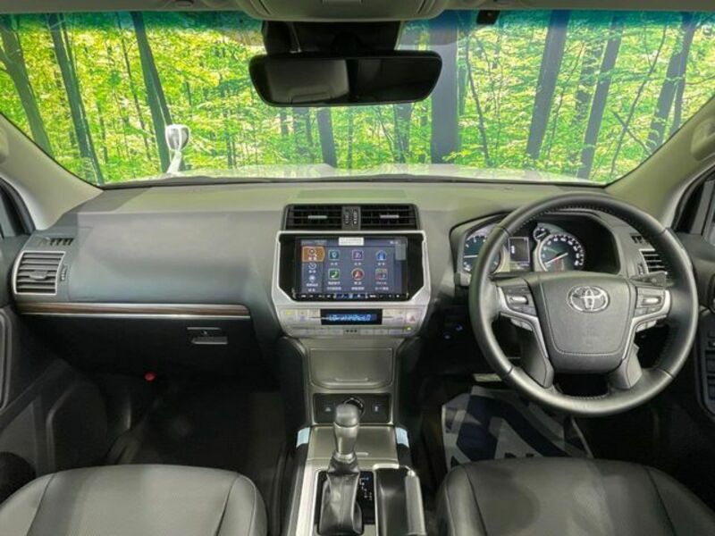 LAND CRUISER PRADO-1