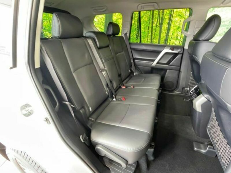 LAND CRUISER PRADO-8
