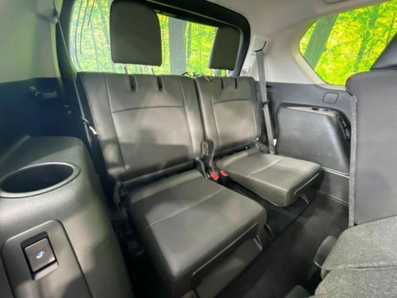 LAND CRUISER PRADO-9