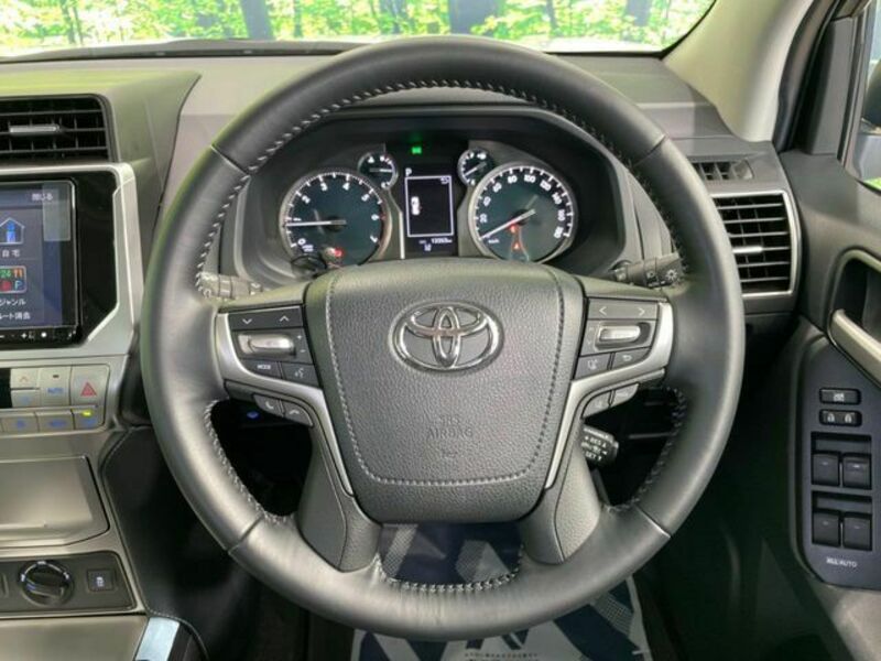 LAND CRUISER PRADO-11