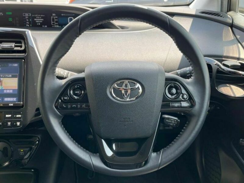 PRIUS-12