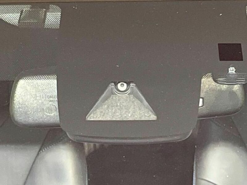 PRIUS-4