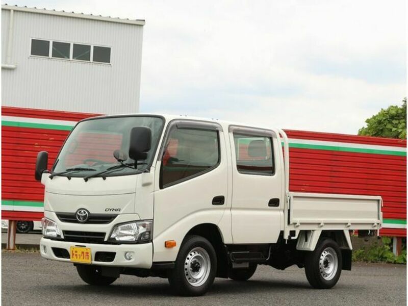 TOYOTA DYNA