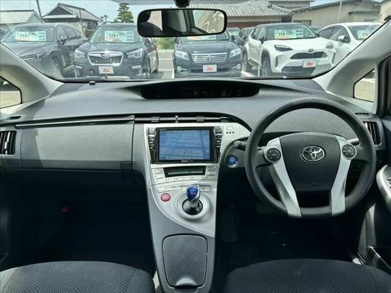 PRIUS-1