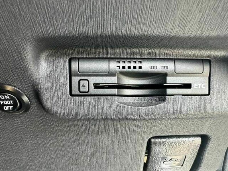 PRIUS-5