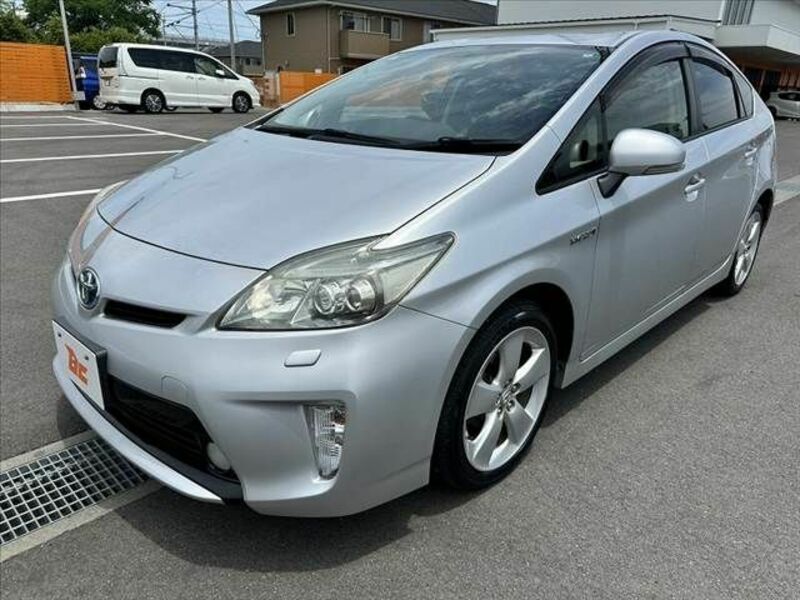 PRIUS-9