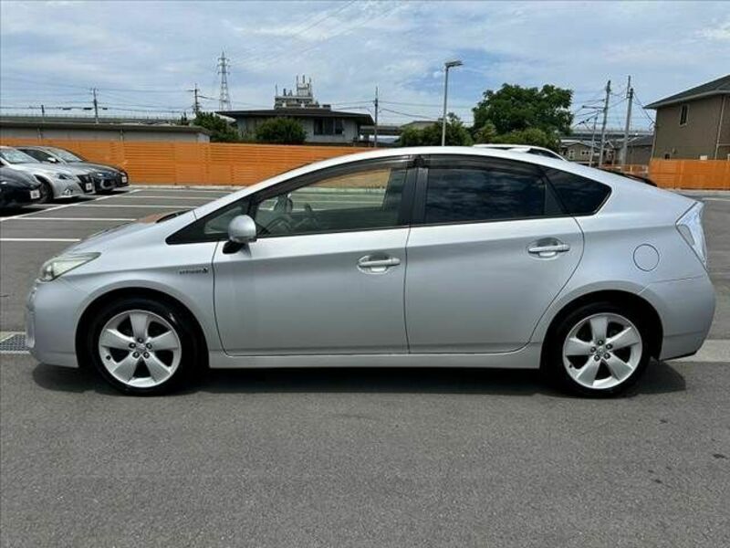 PRIUS-10