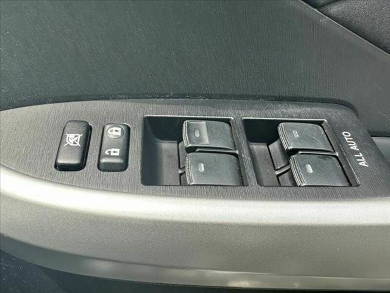 PRIUS-23
