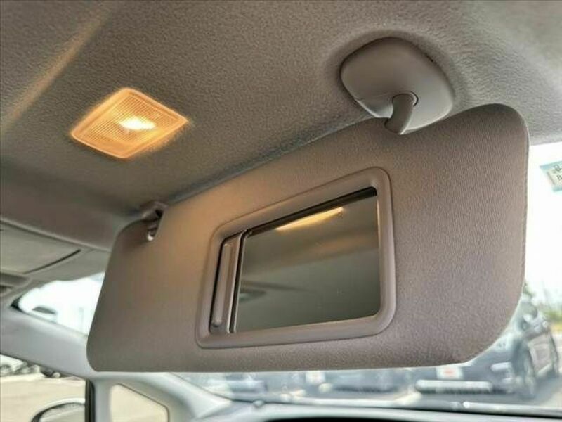 PRIUS-27