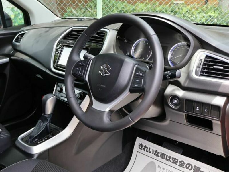 SX4 S-CROSS