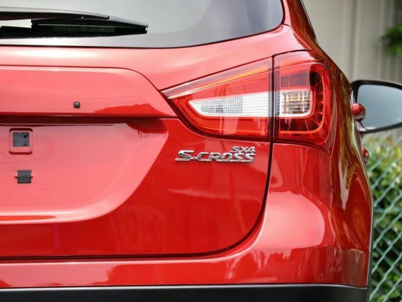 SX4 S-CROSS